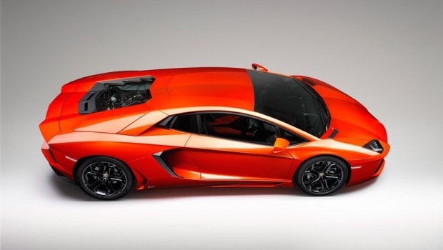 Lamborghini-Aventador-LP700